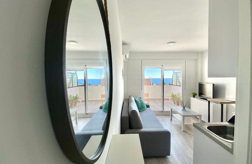 Pedregalejo Apartamento | BALNEARIO - Moderno Estudio en Pedregalejo, playa a 400 metros