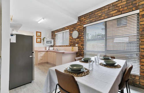 Banksia Beach Casa | Banksia Beach Views!