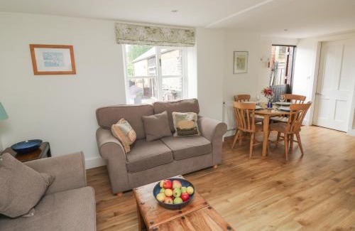 Honiton Casa | Bantam Cottage