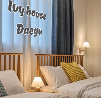 Jung-gu Apartamento | Banwoldang Stn 3min, Table for 6, Hotel bedding, Luggage Storage