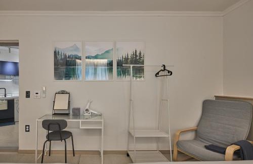 Jung-gu Apartamento | Banwoldang Stn 3min, Table for 6, Hotel bedding, Luggage Storage