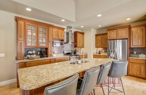 Baraboo Condominio | Baraboo Country Club - Friends & Families Welcome