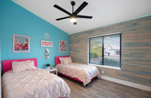 Paradise Vista Estates Casa | Barbie's Dreamworld Scottsdale Hot Tub&HomeTheater