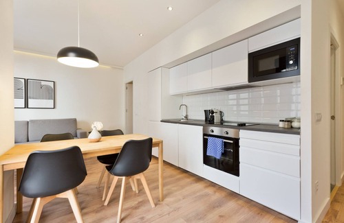 El Port Apartamento | BARCELONA/Hospitalet Llobregat.Varios aptos.5 pers/apto.