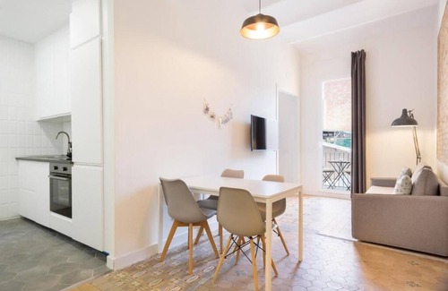 El Port Apartamento | BARCELONA/Hospitalet Llobregat.Varios aptos.5 pers/apto.