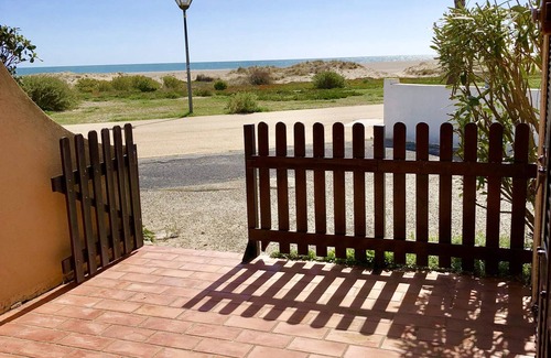 Leucate Casa | PEQUEÑA JOYA CON VISTA AL MAR EN EL AGUA