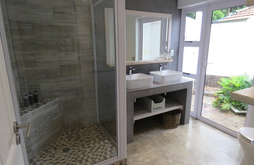 Scottburgh Cama Y Desayuno | Bare Feet Retreat