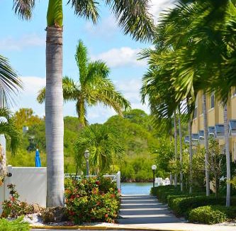 Indian Shores Complejo | Barefoot Beach Resort