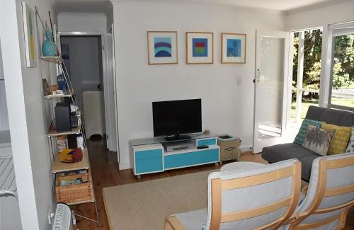 Tomakin Casa | Barefoot Bungalow managed by Batemans Bay Accom