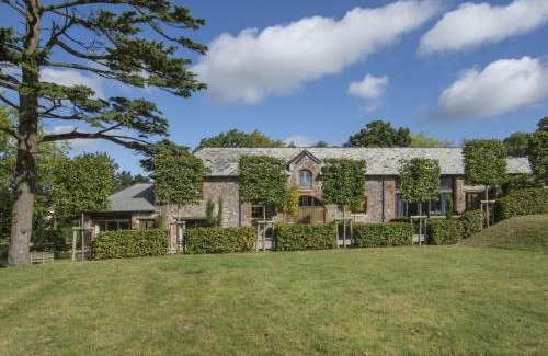 Talaton Casa | Barley House
