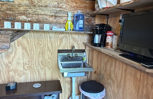 Mesena Casa | Barn Apartment located in beautiful Warrenton GA. 52ac, Lakes, Walks and more!