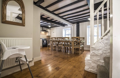 Penally Casa | Barn Conversion - Hot Tub - Penally