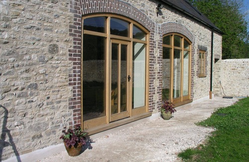 Littlebredy Casa | Característica conversión de granero, zona tranquila y piscina climatizada