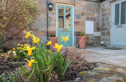 Hinderwell Casa | BARN COTTAGE, pet friendly, with a garden in Hinderwell