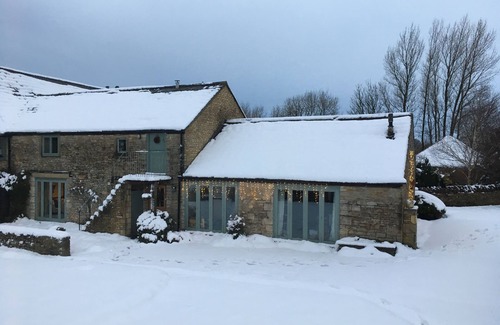 Chipping Sodbury Casa | Barn End en Woodcock Farm: apartamento acogedor y elegante en una granja cerca de Bath