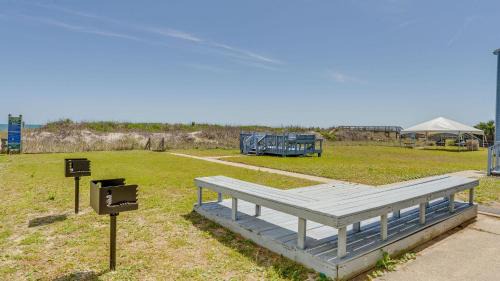 Windy Hill Casa | Barnett House Bottom - Oceanfront - Windy Hill Section