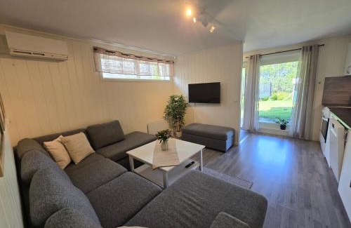 Tromsdalen Apartamento | Barnevennlig leilighet nær båthavn og sentrum