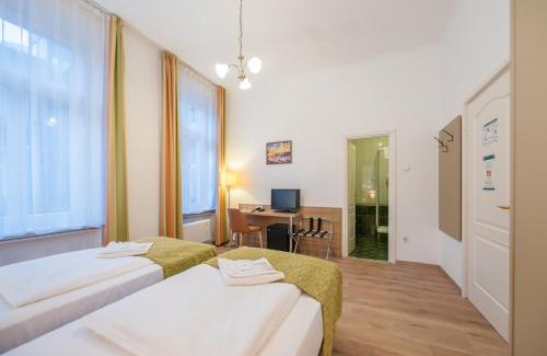 Erzsebetvaros Hotel | Baross City Hotel - Budapest