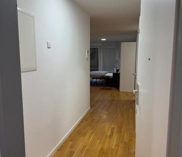 Werne Apartamento | Barrierefreie Wohnung im Herzen der Stadt mit Parkplatz, Wifi und TV - Emma
