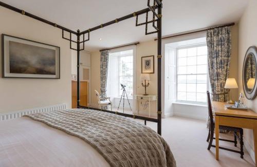 Ardfert Casa | Barrow House