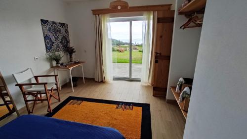 Angra do Heroismo Casa | Basalto Negro AL