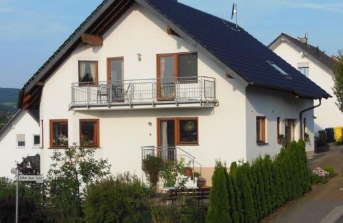 Oberzissen Casa | Basche Comfortable holiday residence