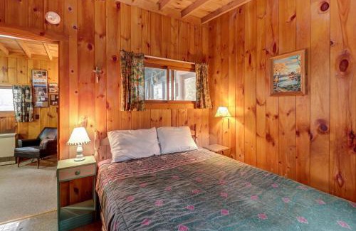 Chestertown Casa | Basic Adirondack Camp