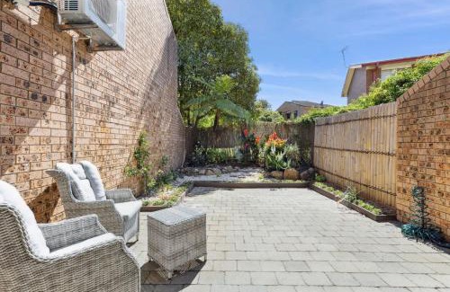 Batehaven Casa | Batehaven Breeze managed by Batemans Bay Accom