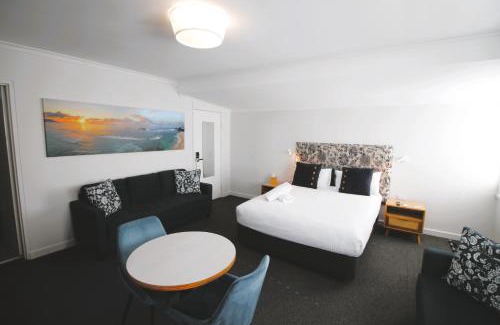 Batemans Bay Hotel | Batemans Bay Lodge