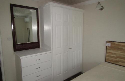 Lazaretto Apartamento | BattsRock Beach Condos 202