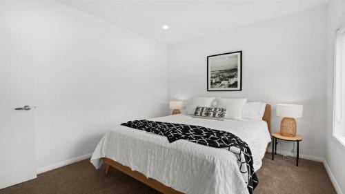 Booker Bay Casa | Bay Bliss U2 Booker Bay -Walk to beach, shops & restaurants
