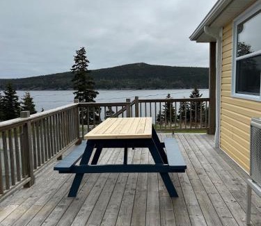 Bay Bulls Casa | Bay Bulls Waterfront Steps Totrail & Boat Tours!