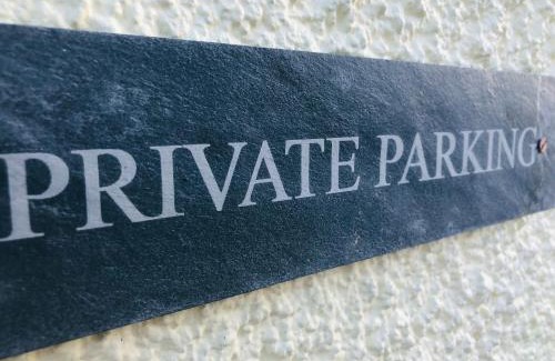 Port Isaac Apartamento | Bay House Lobber Port Isaac Apartment with Sea Views & Parking