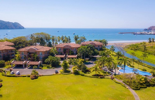Herradura Apartamento | Bay Residence 7C - 3 bdr 2 Bath