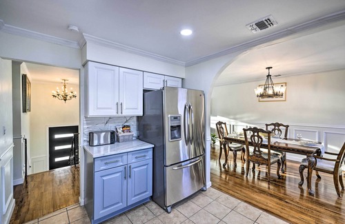 North Bay Shore Apartamento | Bay Shore Vacation Rental w/ Shared Yard!