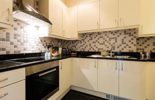 Mumbles Apartamento | Bay View Apartment by Tŷ SA