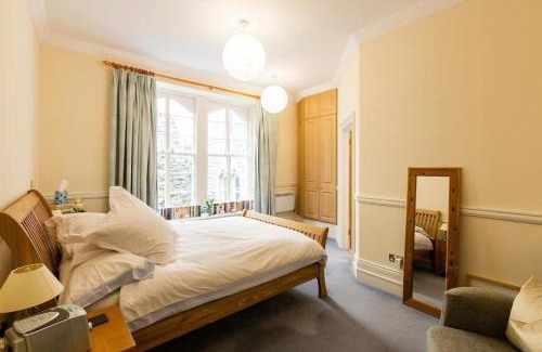 Mumbles Apartamento | Bay View Apartment by Tŷ SA