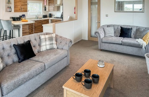 Llansantffraed Chalet De Esquí | Alojamiento de 2 habitaciones en Llanon
