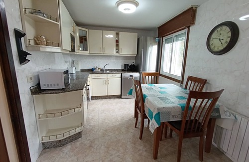 Teis Casa | BAYAMO 2 ideal for families and travelers on the Camino de Santiago.