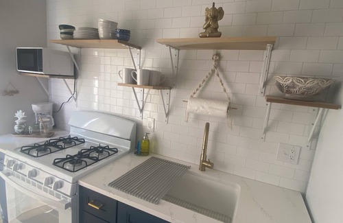 Villas Cabaña | BAYDREAMER is PET FRIENDLY and close to the water