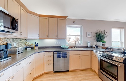 Crash Boat Basin Casa | Bayfront home w/private balcony water views/free WiFi/private dock/central A/C