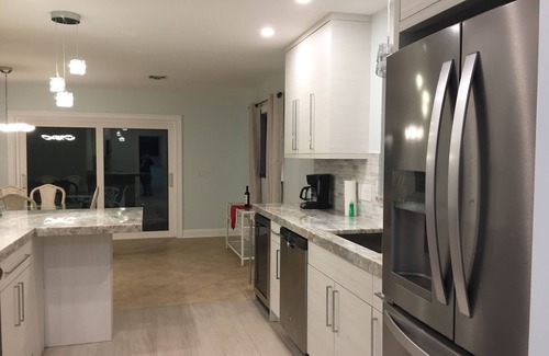 Whitney Beach Casa | Bayfront Longboat Key Casa con piscina y acceso a la playa