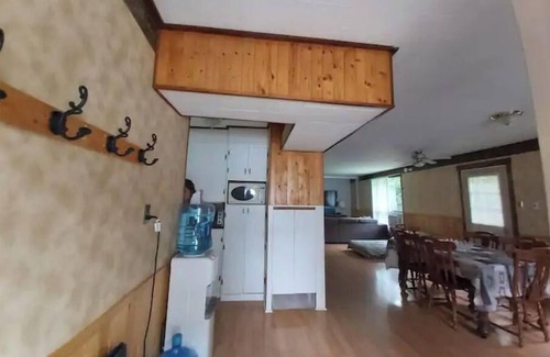 Hope Bay Casa | Bayfront Rustic Cottage | 4Br + Pet Friendly