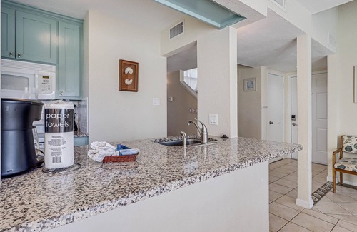 Sailhouse Condominio | Bayfront Shores Rryc47 2 Bedroom Condo