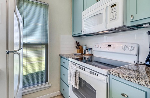 Sailhouse Condominio | Bayfront Shores Rryc47 2 Bedroom Condo