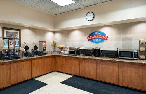 West Hills Hotel | Baymont by Wyndham Bremerton WA