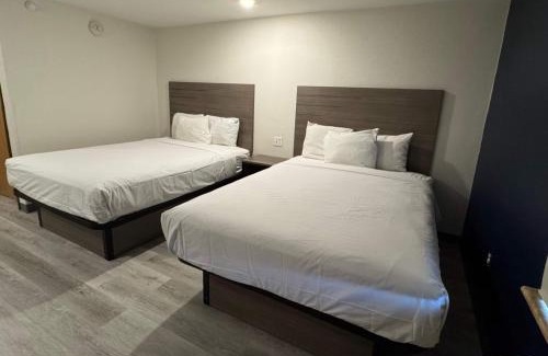 Dickinson Hotel | Baymont by Wyndham Dickinson