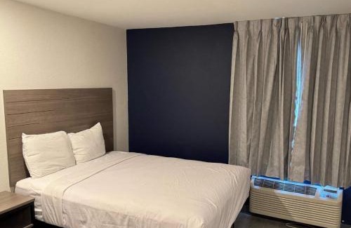 Dickinson Hotel | Baymont by Wyndham Dickinson