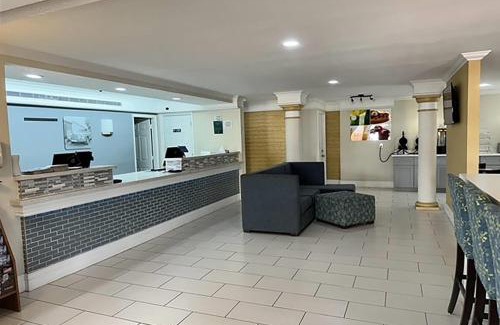 Nacogdoches Hotel | Baymont by Wyndham Nacogdoches Near University