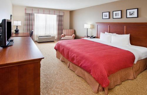 Morrow Hotel | Baymont Inn & Suites by Wyndham Morrow - Atlanta I-75 South
